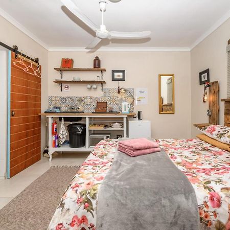 Paradise In The City Cottage Two Port Elizabeth Exterior foto